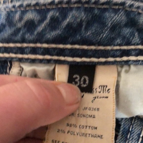 MISS ME size 30 blue jeans fits 10/12 straight boot like new some stretch - Picture 7 of 14